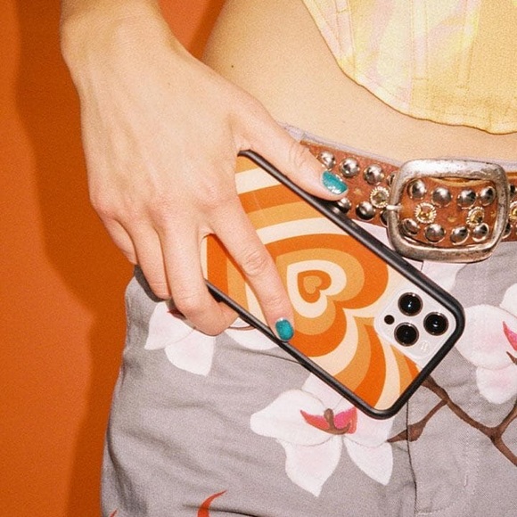 NEW Wildflower Pumpkin Spice Latte Love Iphone 12 / 12 pro case - Picture 3 of 6